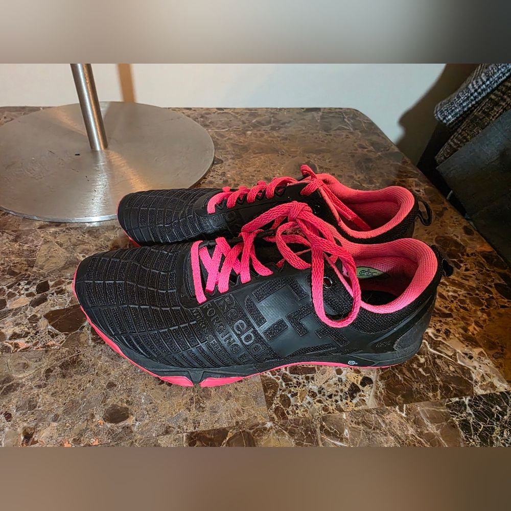 Reebok CrossFit Sprint TR Training Women's Sz 7.5 Black/Pink.